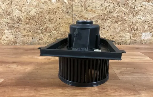 Audi TT Mk1 Heater fan/blower 1J1819021A
