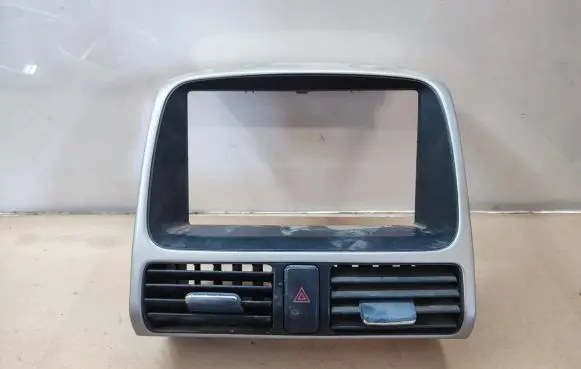 Honda CR-V Dash center air vent grill 77250S9AA0150