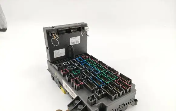 Mercedes-Benz ML W163 Fuse module 1635450016