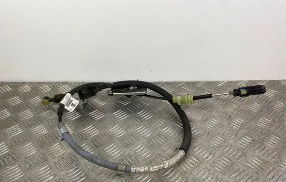 Gear shift cable linkage