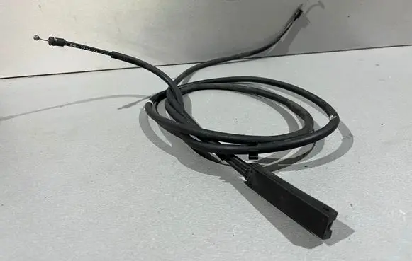 BMW 3 GT F34 Engine bonnet/hood lock release cable 7239240