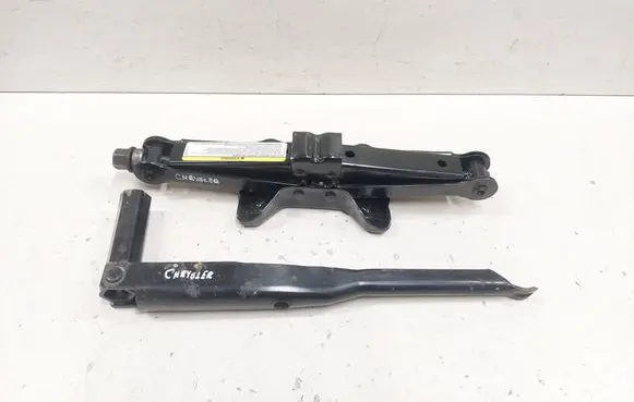 Chrysler PT Cruiser Lift Jack 5256625AD 04764663AB