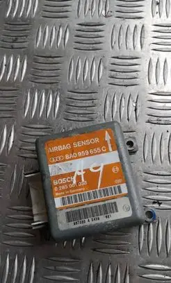 Audi A4 S4 B5 8D Airbag control unit/module 8a0959655c