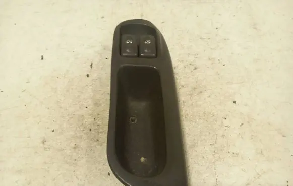 Renault Scenic I Electric window control switch 7700431172