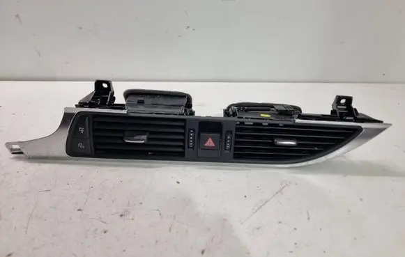 Audi A6 S6 C7 4G Dash center air vent grill 4G1820951