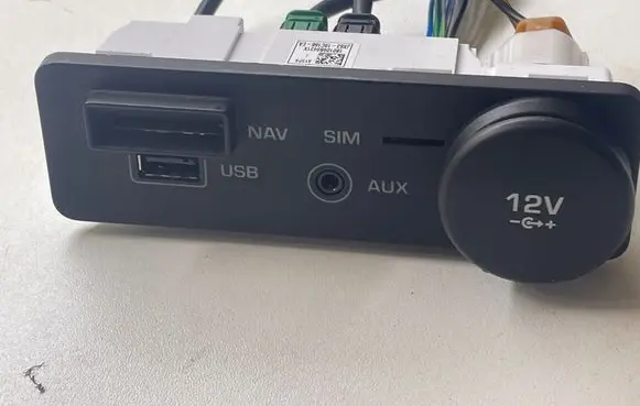 Jaguar F-Pace USB socket connector JX6319C166EA