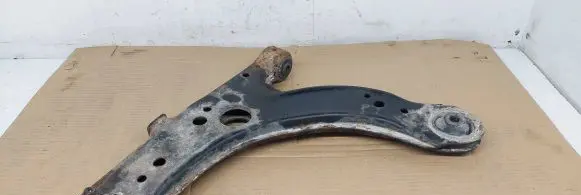 Volkswagen Golf IV Front lower control arm/wishbone