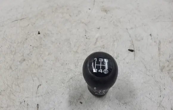Audi A6 S6 C4 4A Gear lever shifter trim leather/knob 