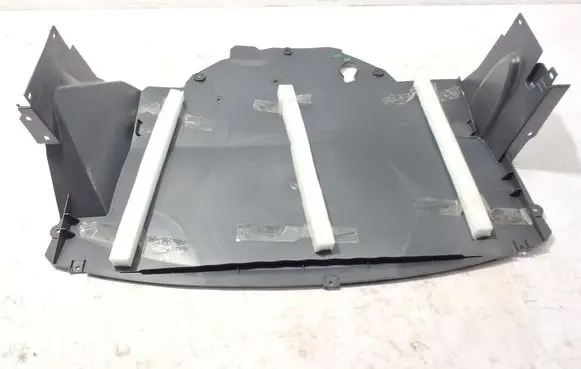 Renault Master III Engine splash shield/under tray 758903761R