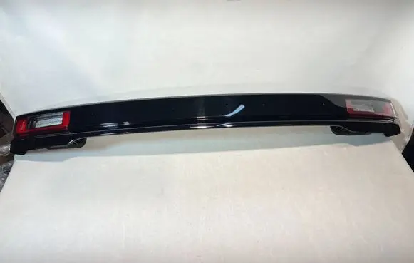 Land Rover Range Rover Velar Tailgate rear/tail lights LR154485
