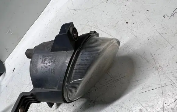 Audi A4 S4 B7 8E 8H Front fog light 8E0941700c 89203961 07057