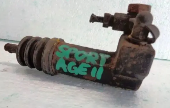 KIA Sportage Clutch master cylinder