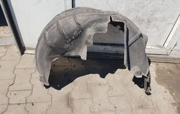 Seat Leon (5F) Rear arch