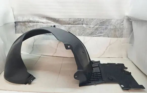 Porsche Panamera (970) Front arch 97050412606 23012024