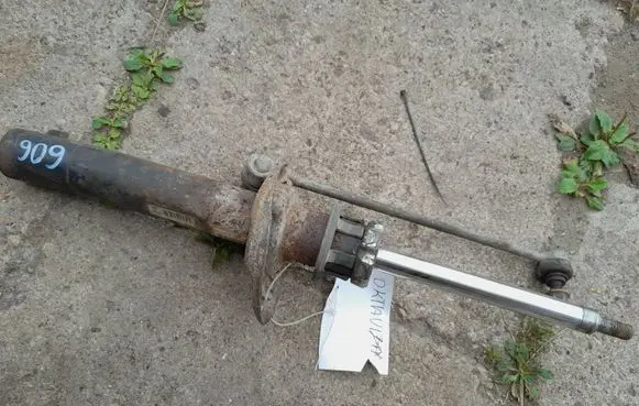 Skoda Octavia Mk2 (1Z) Front shock absorber/damper 1K0413031BG