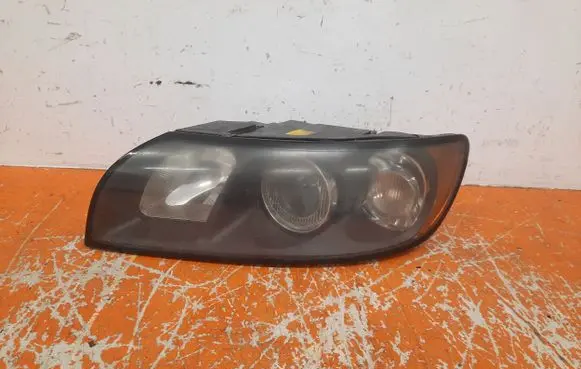 Volvo S40 Headlight/headlamp