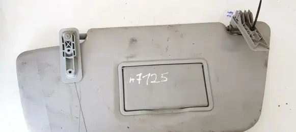 Sun visor