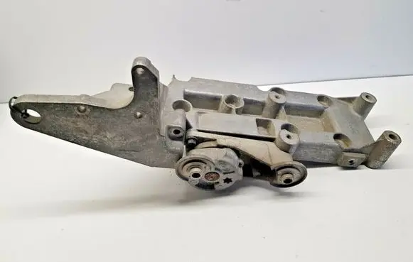 Volvo V70 Generator/alternator bracket 8642196 nr8064