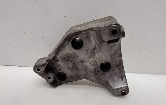 BMW X5 E70 Engine mounting bracket 779986301 6455779986301 59280110