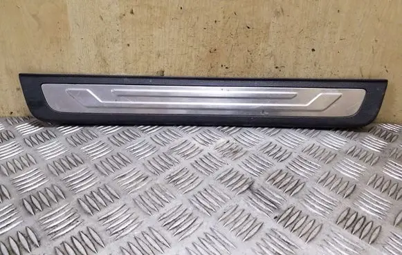 KIA Sorento Front sill trim cover 858852P100