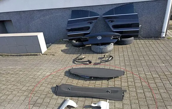Volkswagen PASSAT CC Parcel shelf load cover 