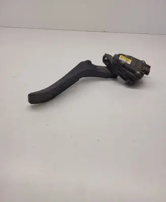 Volkswagen Touareg I Accelerator throttle pedal 7L0723507B 6PV00802624