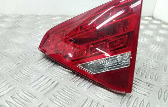 Audi A5 Sportback 8TA Tailgate rear/tail lights 8T0945094A
