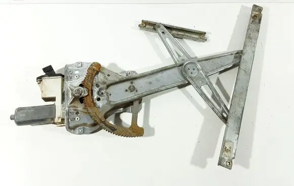 Toyota Corolla E120 E130 Front door window regulator with motor 6981002130 992046100 0130822032