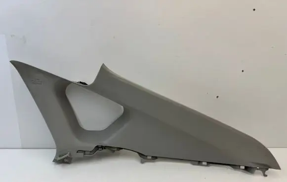 Toyota Prius (XW30) (C) pillar trim 6247047070