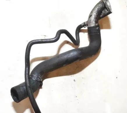 Nissan Navara D40 Engine coolant pipe/hose