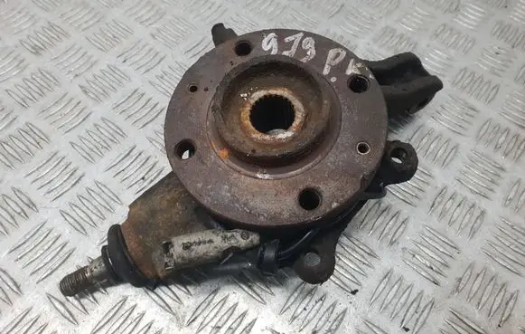 Peugeot 307 Front wheel hub