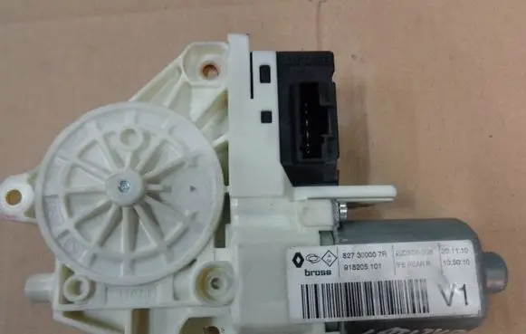 Renault Latitude (L70) Rear door window regulator motor