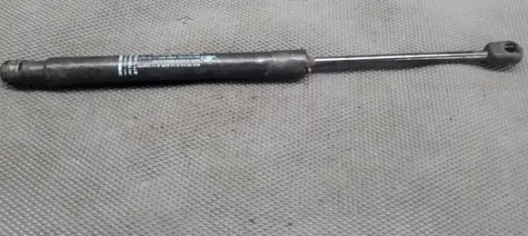 Peugeot 407 Tailgate strut 9647487680
