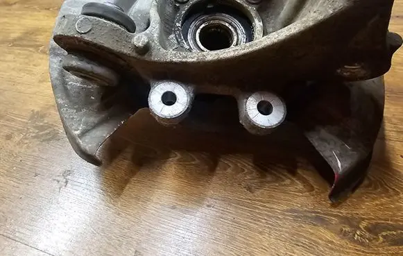 BMW 5 E60 E61 Rear wheel hub spindle/knuckle 