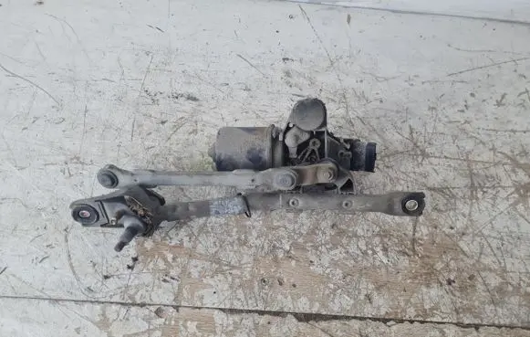 Peugeot 107 Front wiper linkage and motor