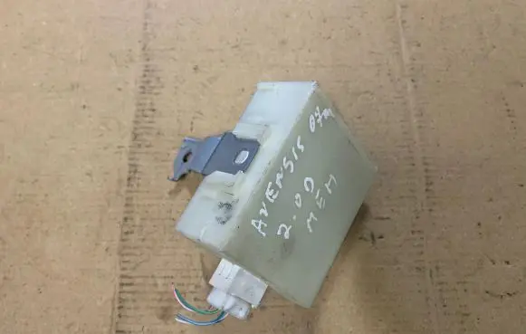 Toyota Avensis T250 Door central lock control unit/module 8974105070 73668012 736680A