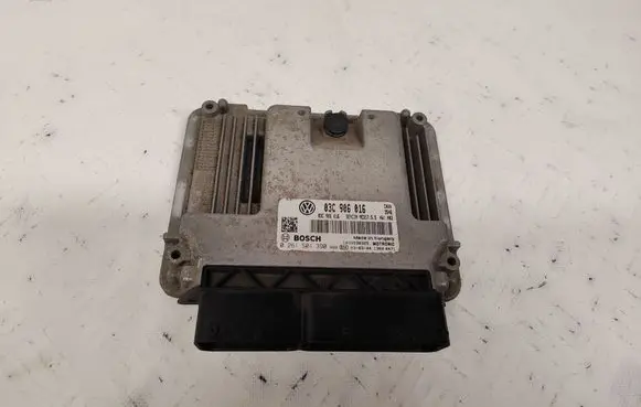 Volkswagen Golf Plus Engine control unit/module 03C906016