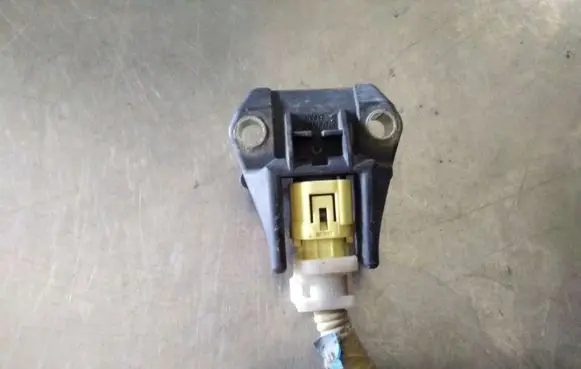 Subaru Legacy Airbag deployment crash/impact sensor 98231AG000 2521000080