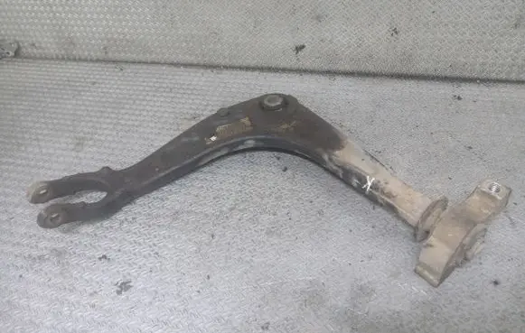 Peugeot 407 Front lower control arm/wishbone