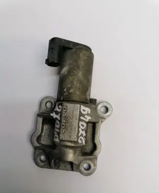 Volvo S80 Camshaft vanos timing valve 8670421