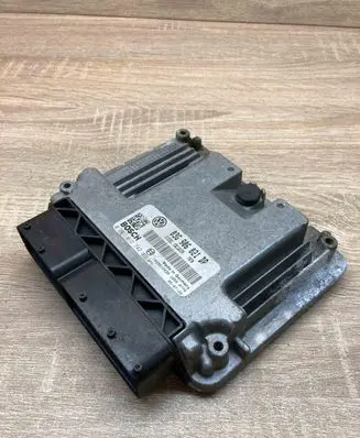 Volkswagen PASSAT B6 Engine control unit/module ECU 03G906021DP 0281012742