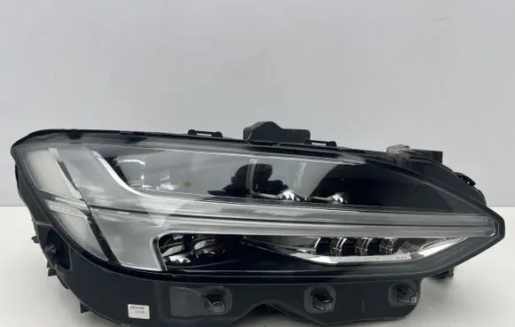 Volvo S90, V90 Headlight/headlamp 31386165