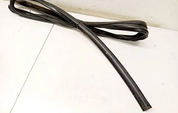 Mitsubishi Outlander Rubber seal rear door 