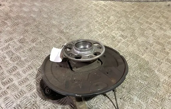 Mercedes-Benz GLC X253 C253 Rear wheel hub