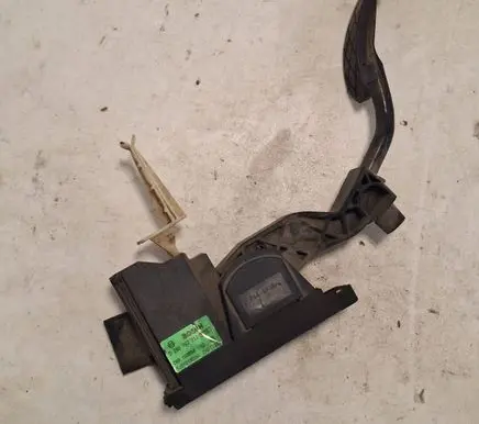 Audi A3 S3 8P Accelerator throttle pedal 1J2721503A 0280752211 085100538