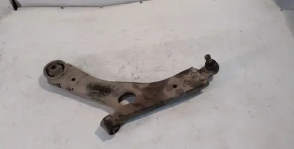 KIA Sportage Front lower control arm/wishbone
