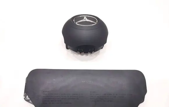 Mercedes-Benz GLC C254 Knee airbag A2548606700