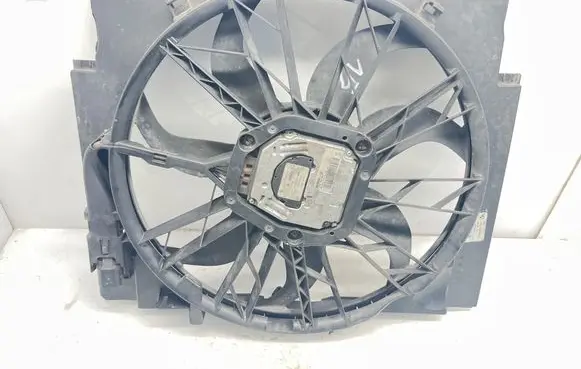 BMW 5 E60 E61 Electric radiator cooling fan 7801657