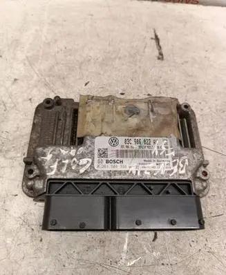 Volkswagen Golf V Engine control unit/module 03C906022AK 03C906022J 1039S315
