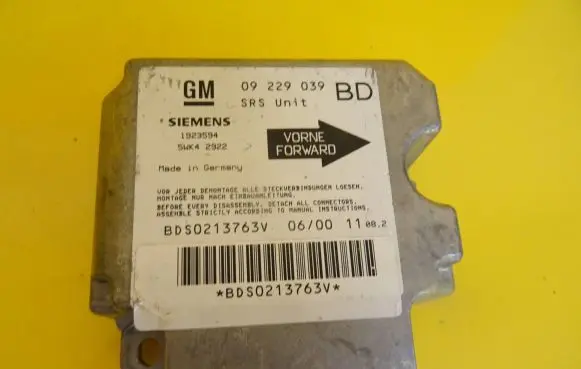 Opel Vectra B Airbag control unit/module 09229039